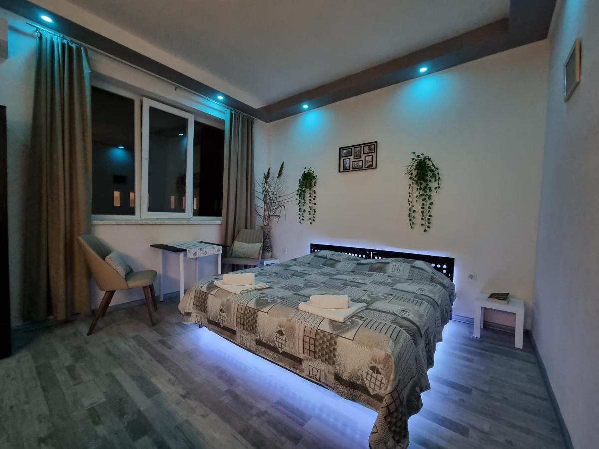 Студио В Центъра На Бургас Apartment Exterior photo